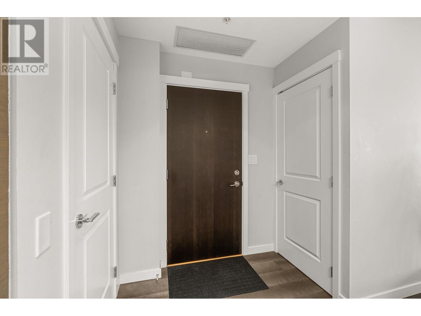 Photo 1 of 606 5628 Birney Avenue, Vancouver BC