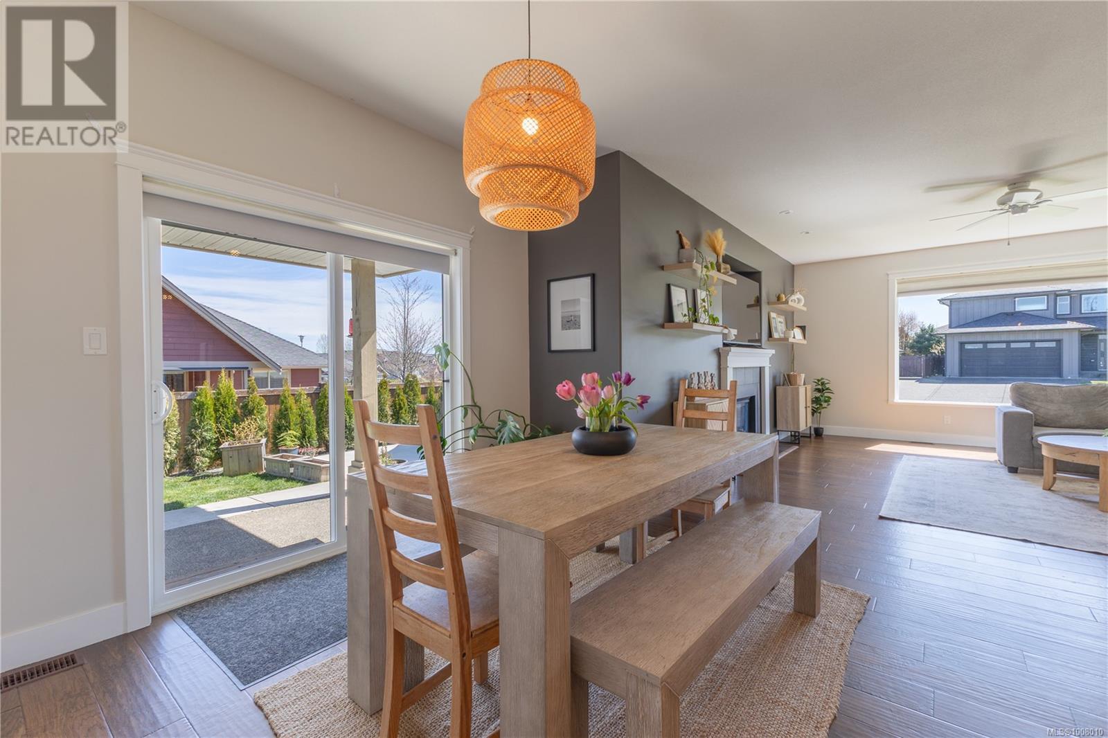 Photo 10 of 302 Maryland Rd, Campbell River BC