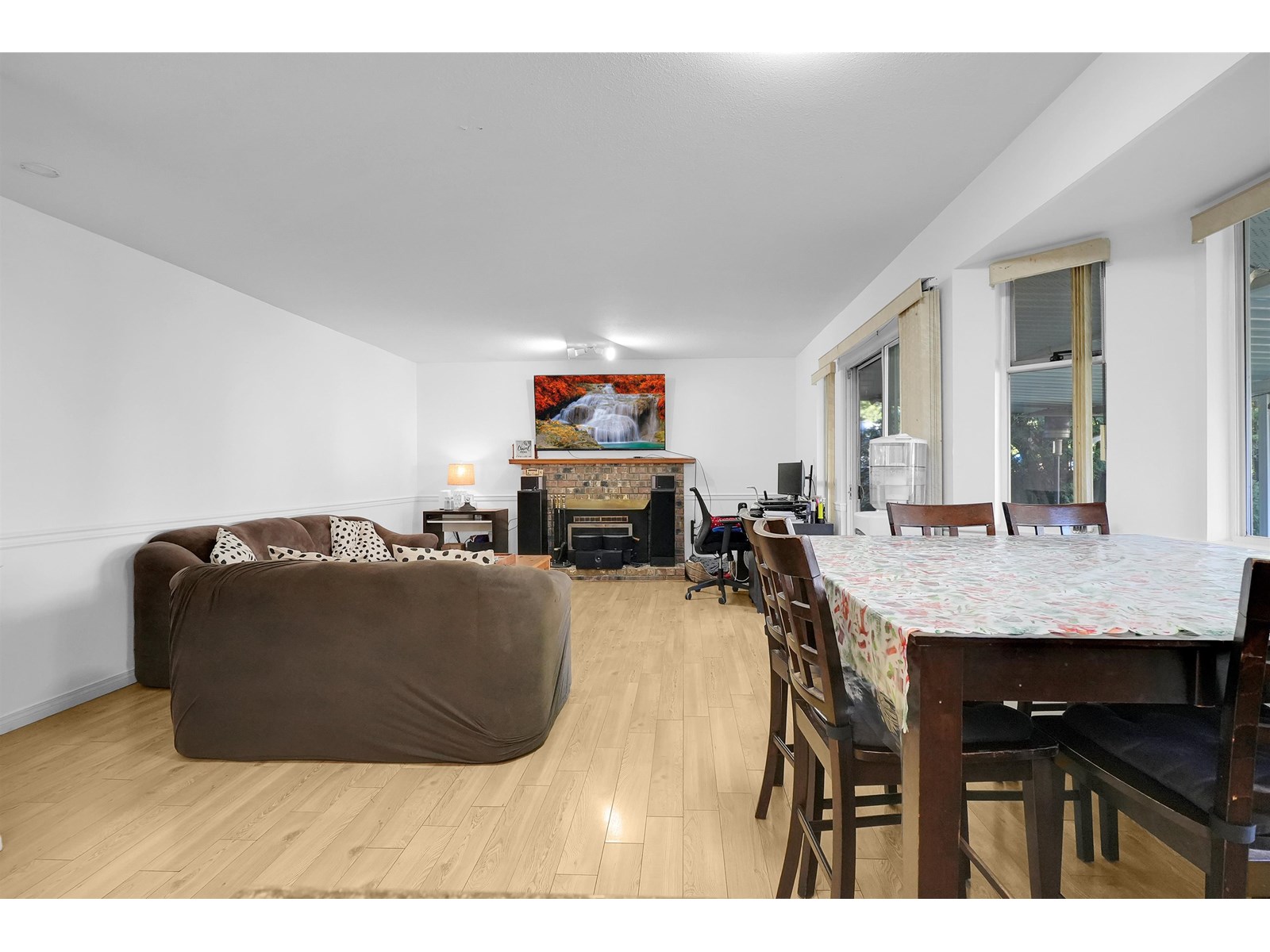 Photo 8 of 9452 157 A Street, Surrey BC