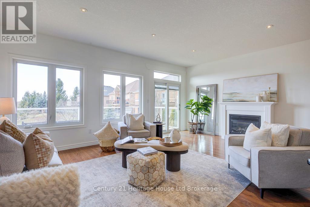 Photo 13 of 2 Green Gable Place, Woodstock ON