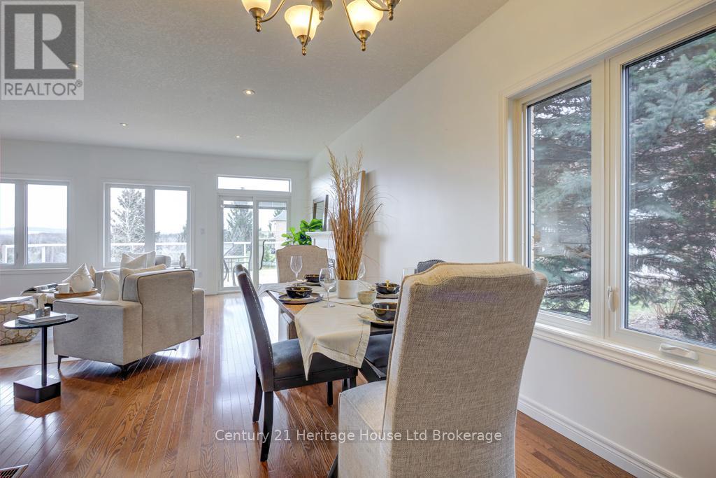 Photo 15 of 2 Green Gable Place, Woodstock ON