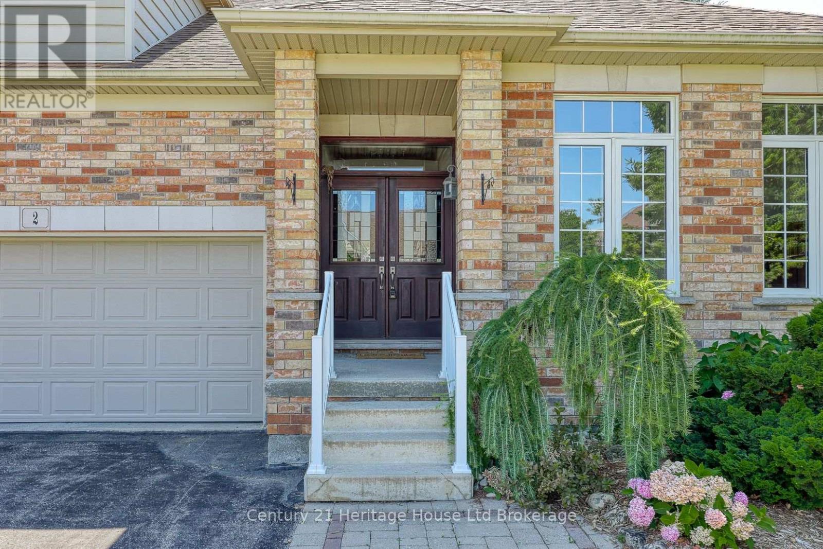 Photo 7 of 2 Green Gable Place, Woodstock ON