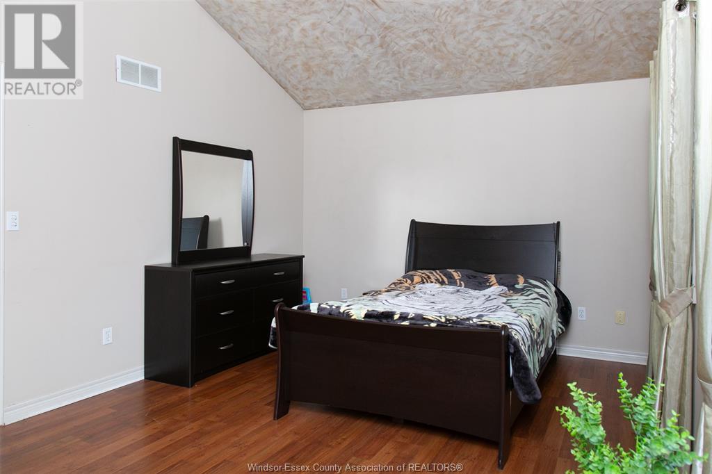 Photo 19 of 747 Eugenie, Windsor ON