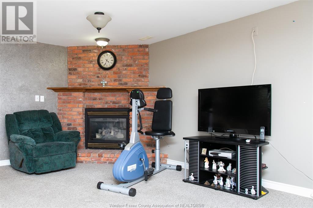 Photo 23 of 747 Eugenie, Windsor ON