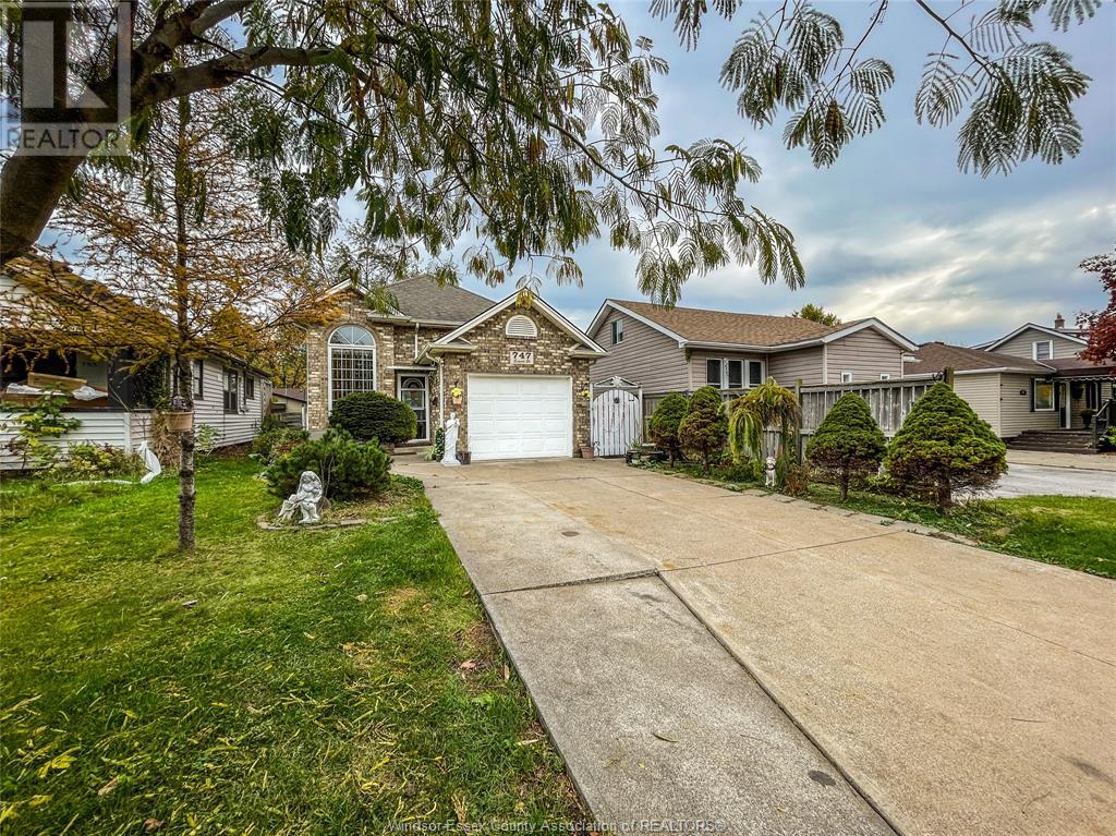 Photo 6 of 747 Eugenie, Windsor ON