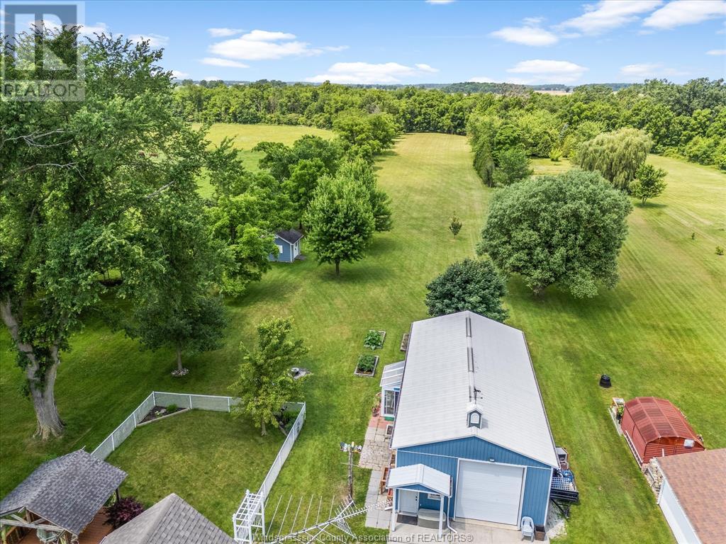 Photo 2 of 2115 County Road 27, Lakeshore ON