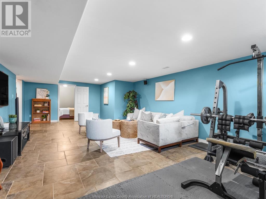 Photo 33 of 2115 County Road 27, Lakeshore ON