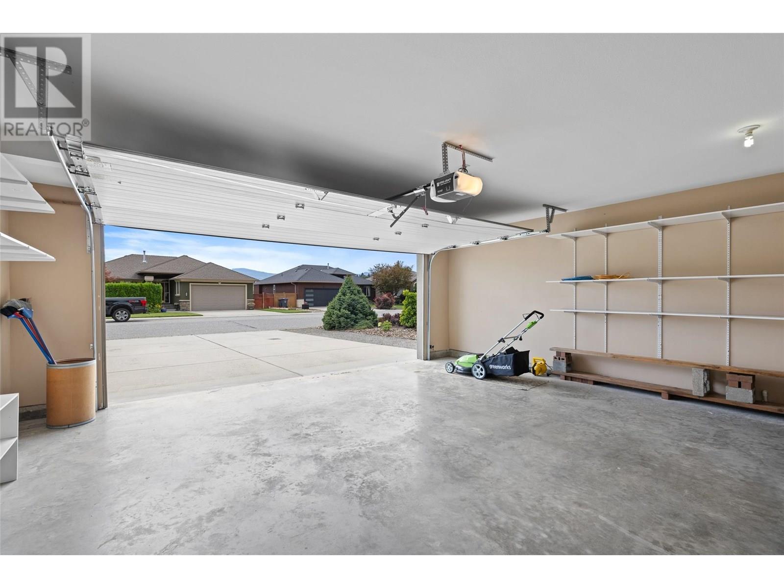  2060 Spyglass Way, West Kelowna