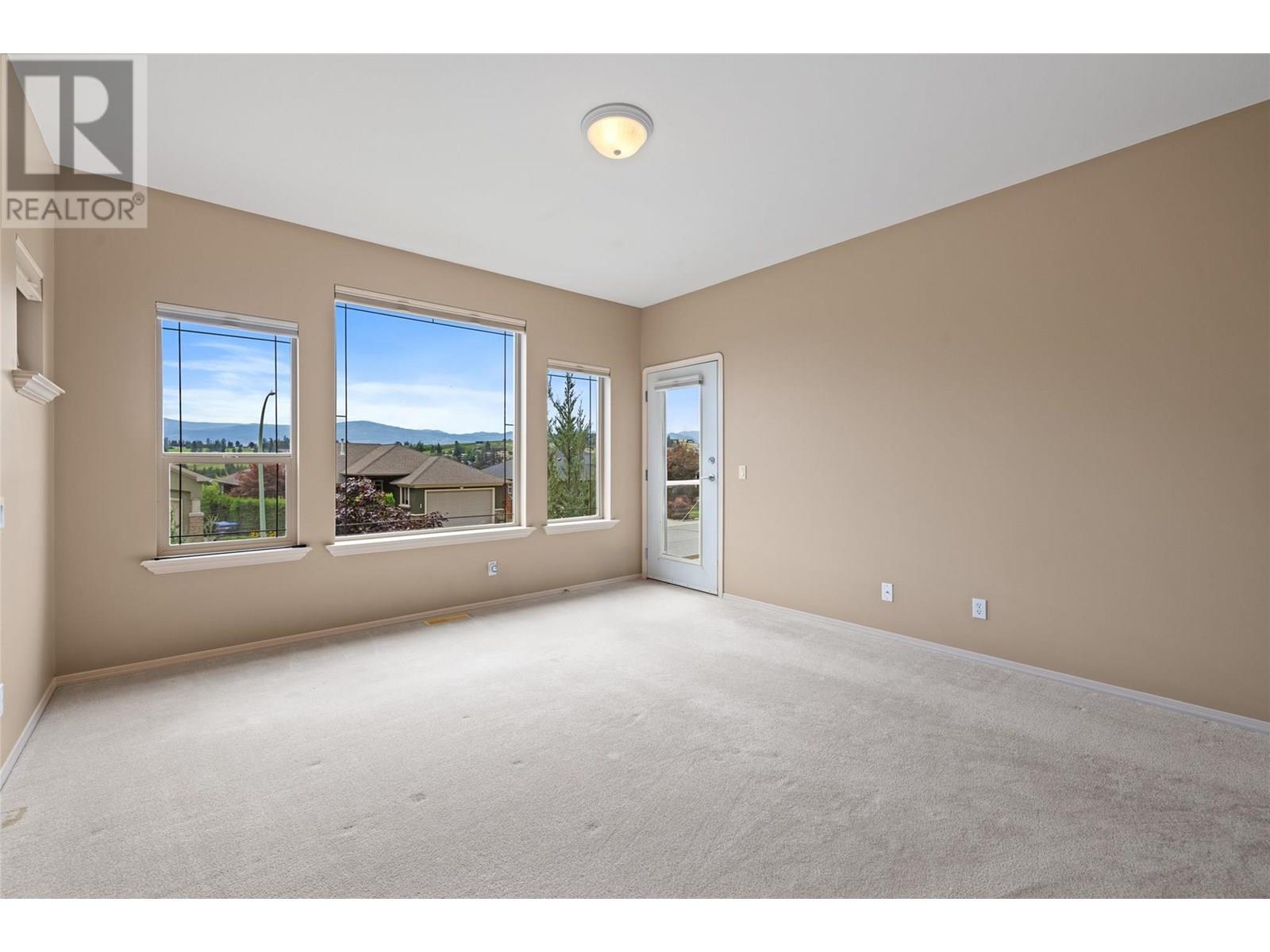  2060 Spyglass Way, West Kelowna