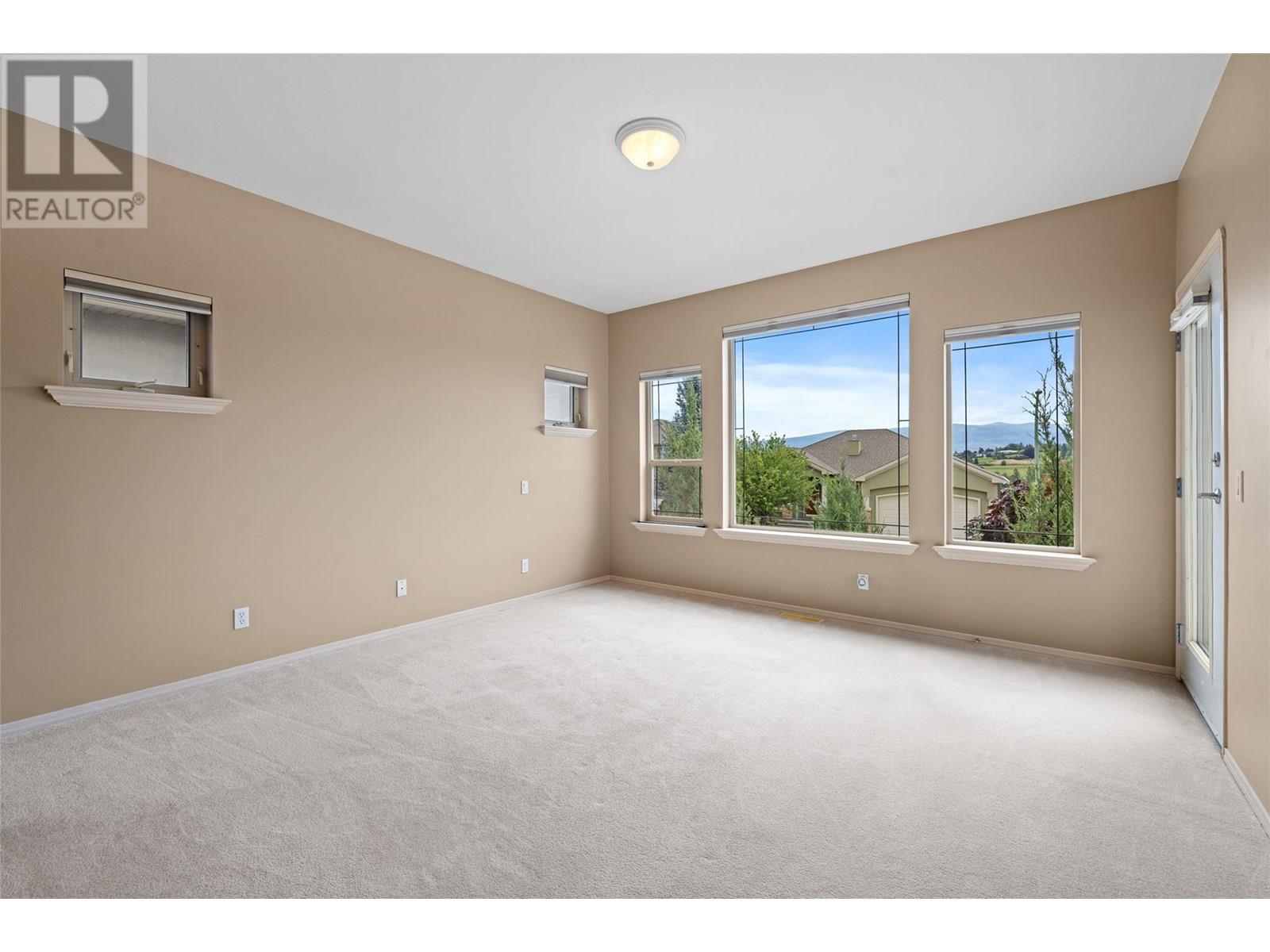  2060 Spyglass Way, West Kelowna