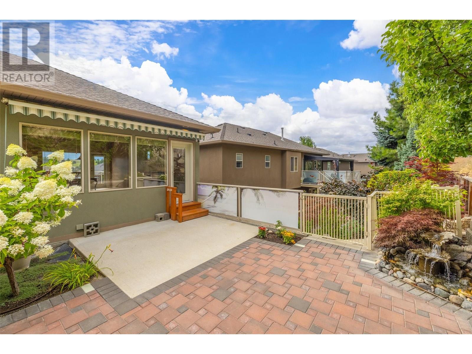  2060 Spyglass Way, West Kelowna