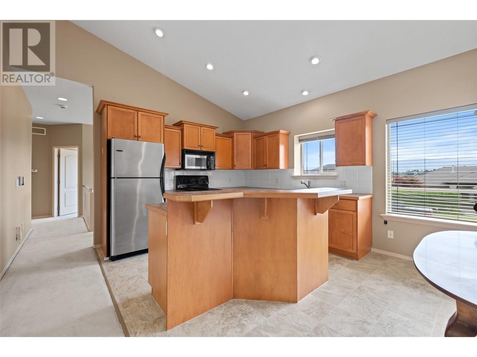  2060 Spyglass Way, West Kelowna
