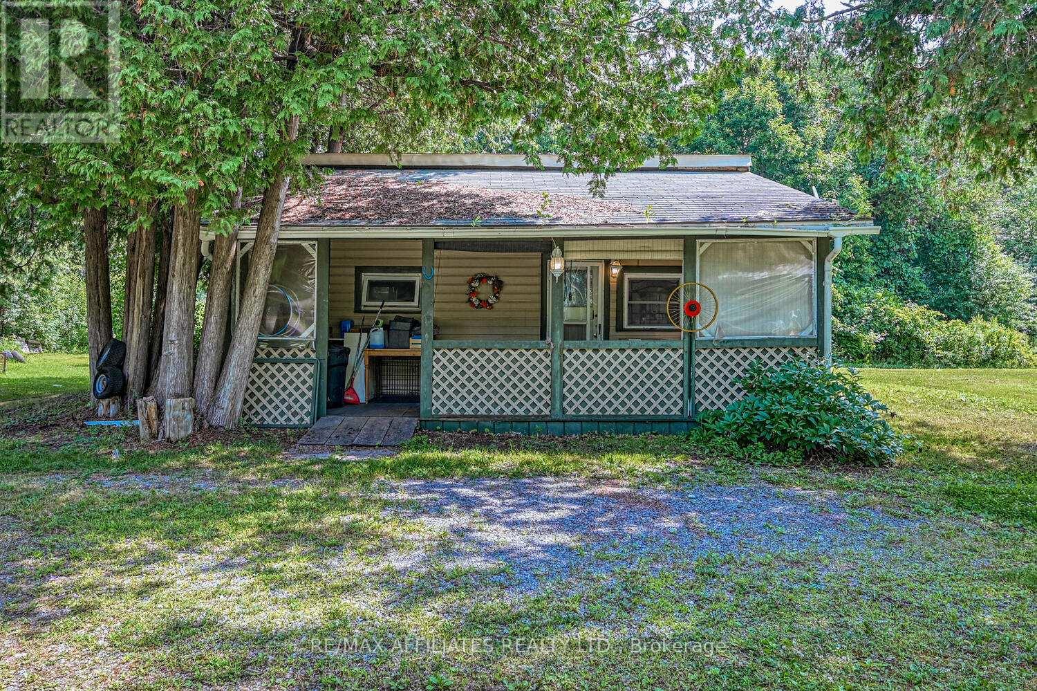 Photo 8 of 411 County Rd 7 Road, Elizabethtownkitley ON