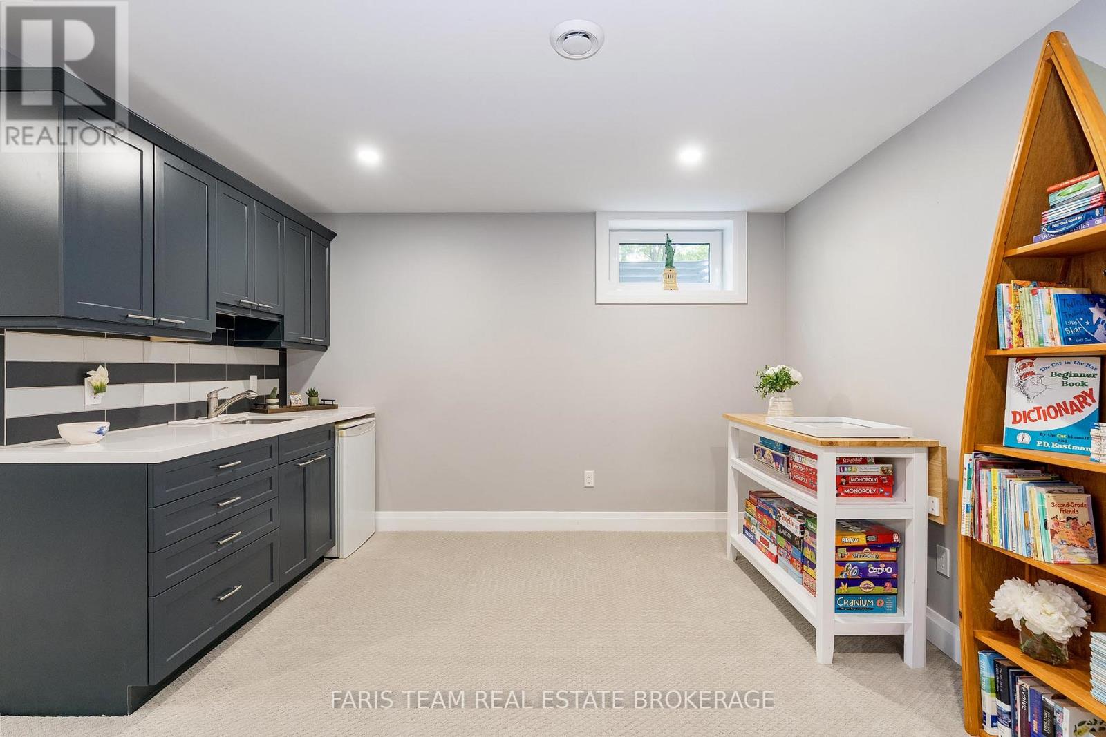 Photo 17 of 888 Hugel Avenue, Midland ON