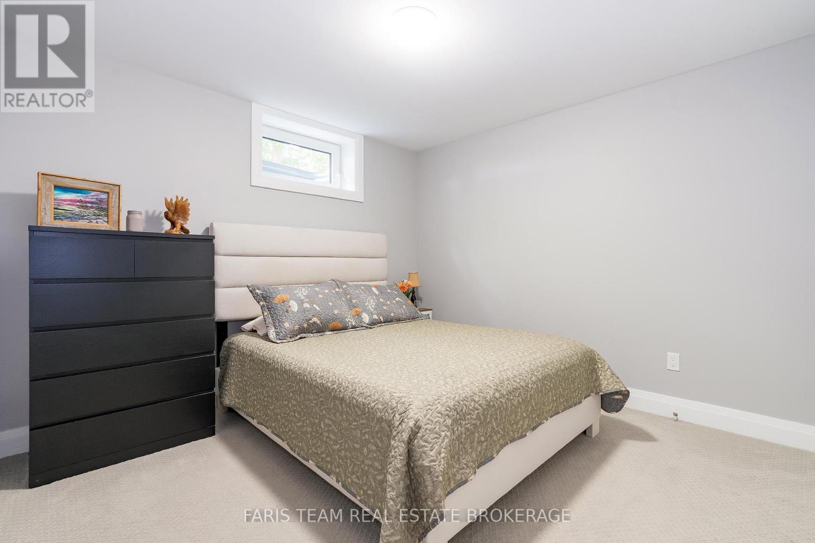 Photo 21 of 888 Hugel Avenue, Midland ON