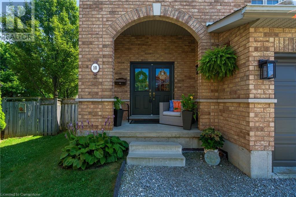 Photo 13 of 10 Nature Court, Hamilton ON