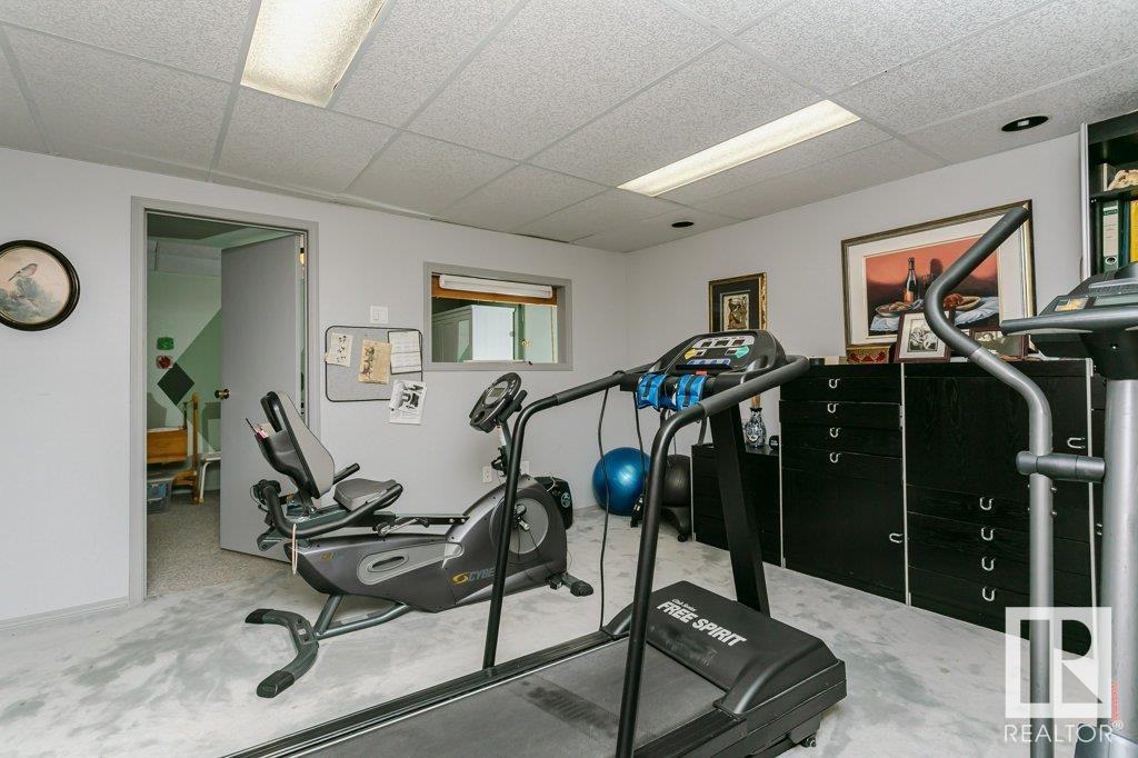 Photo 52 of 1 Donsdale Cr Nw, Edmonton AB