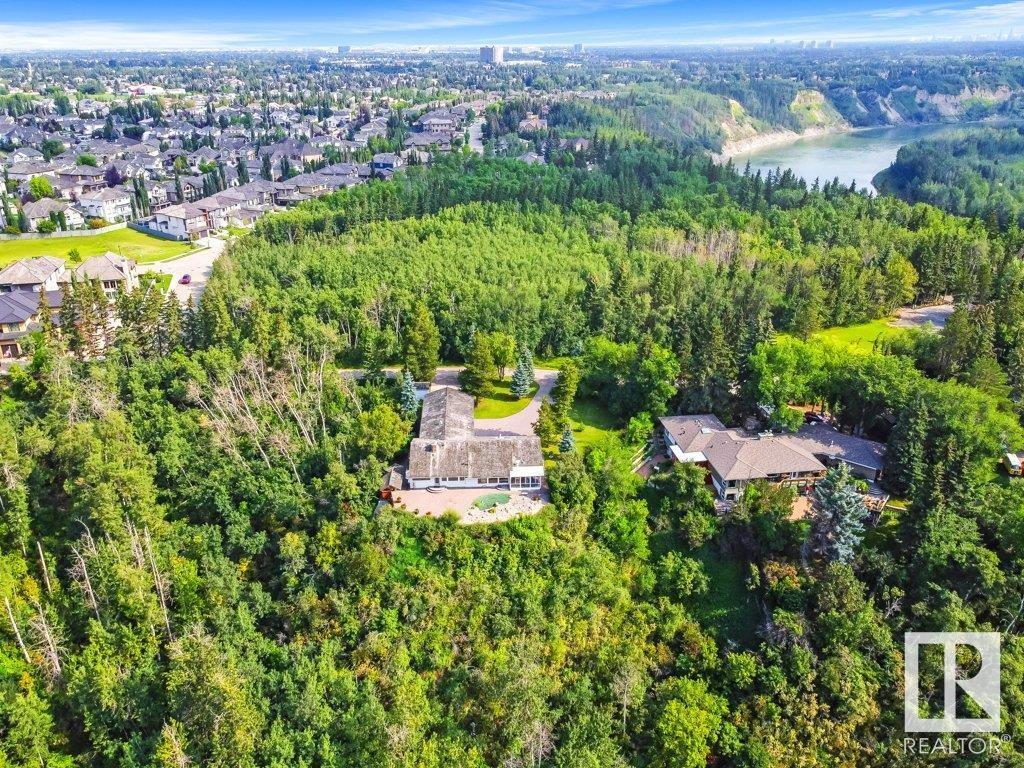 Photo 65 of 1 Donsdale Cr Nw, Edmonton AB