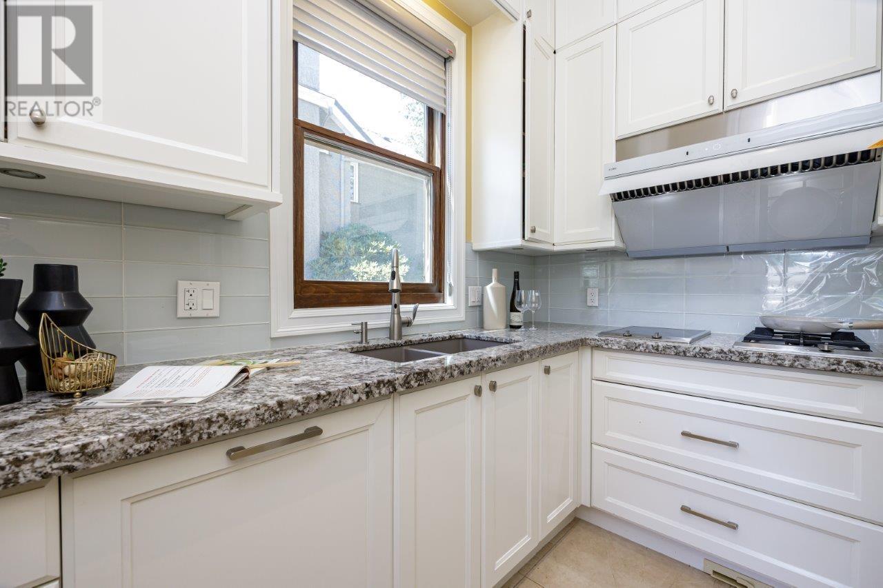 3928 W 34TH AVENUE, Vancouver