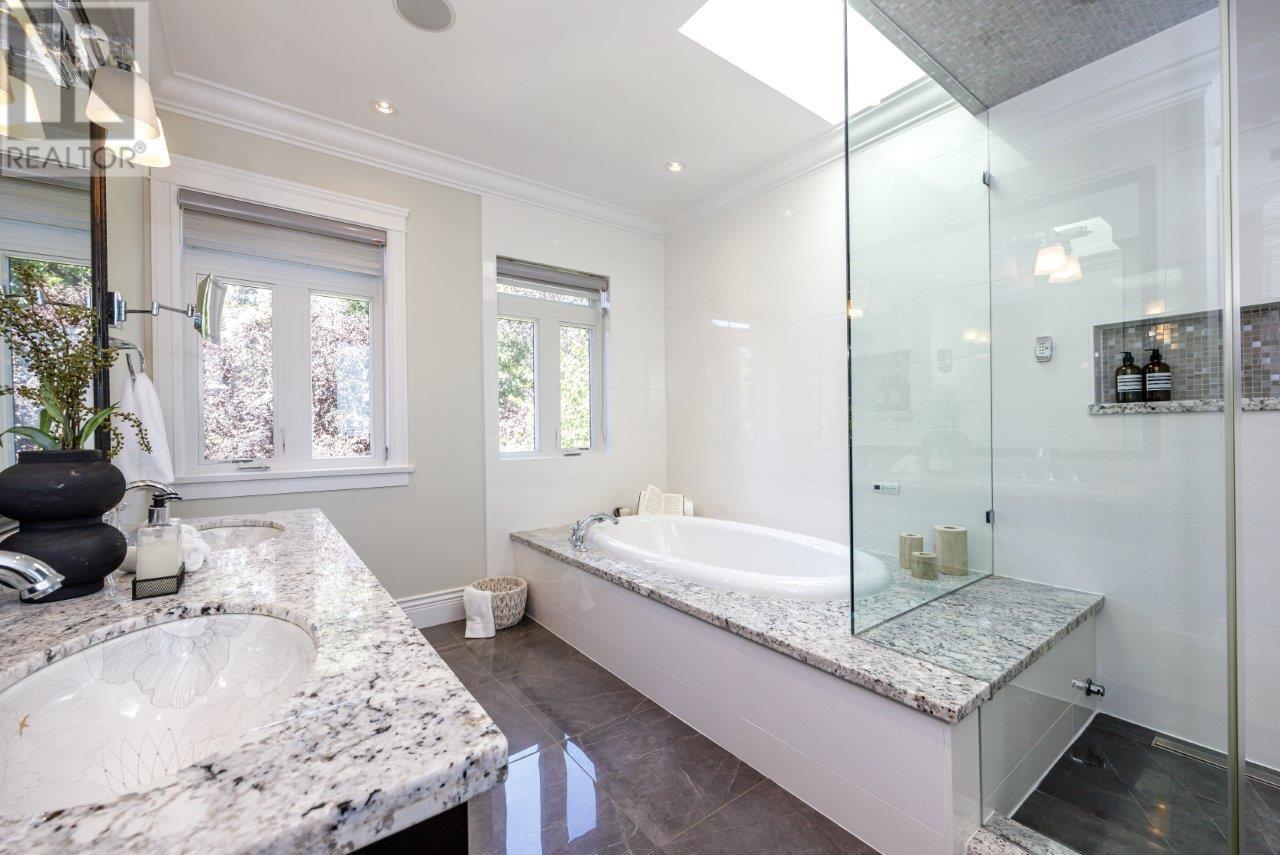 3928 W 34TH AVENUE, Vancouver