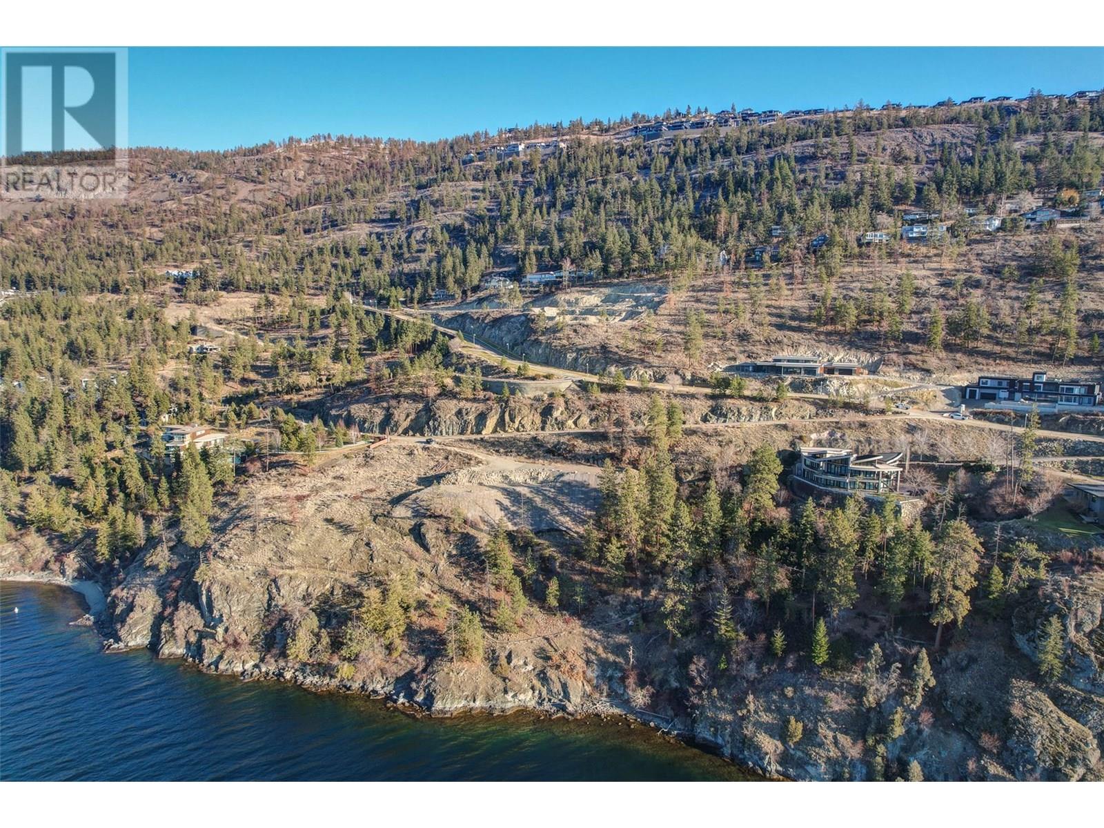 Photo 11 of 180 Sheerwater Court Unit 8, Kelowna BC