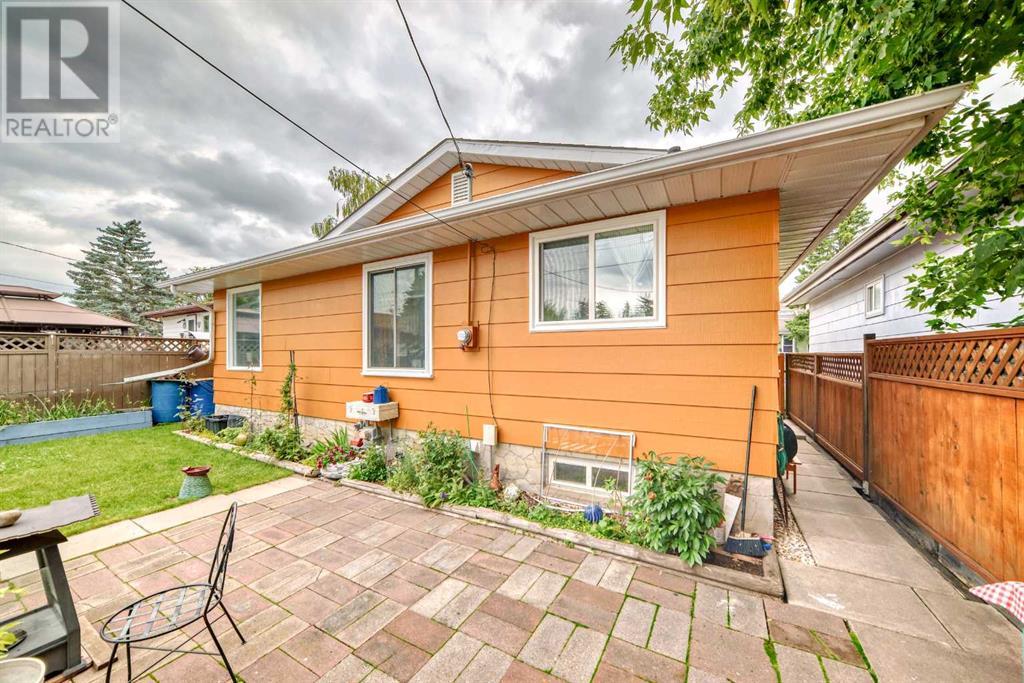 Single Family House Bungalow for Sale in  Doverview Crescent SE Dover Calgary 