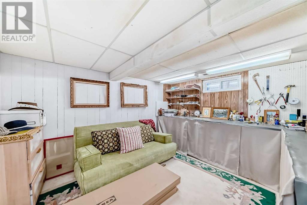 Single Family House Bungalow for Sale in  Doverview Crescent SE Dover Calgary 