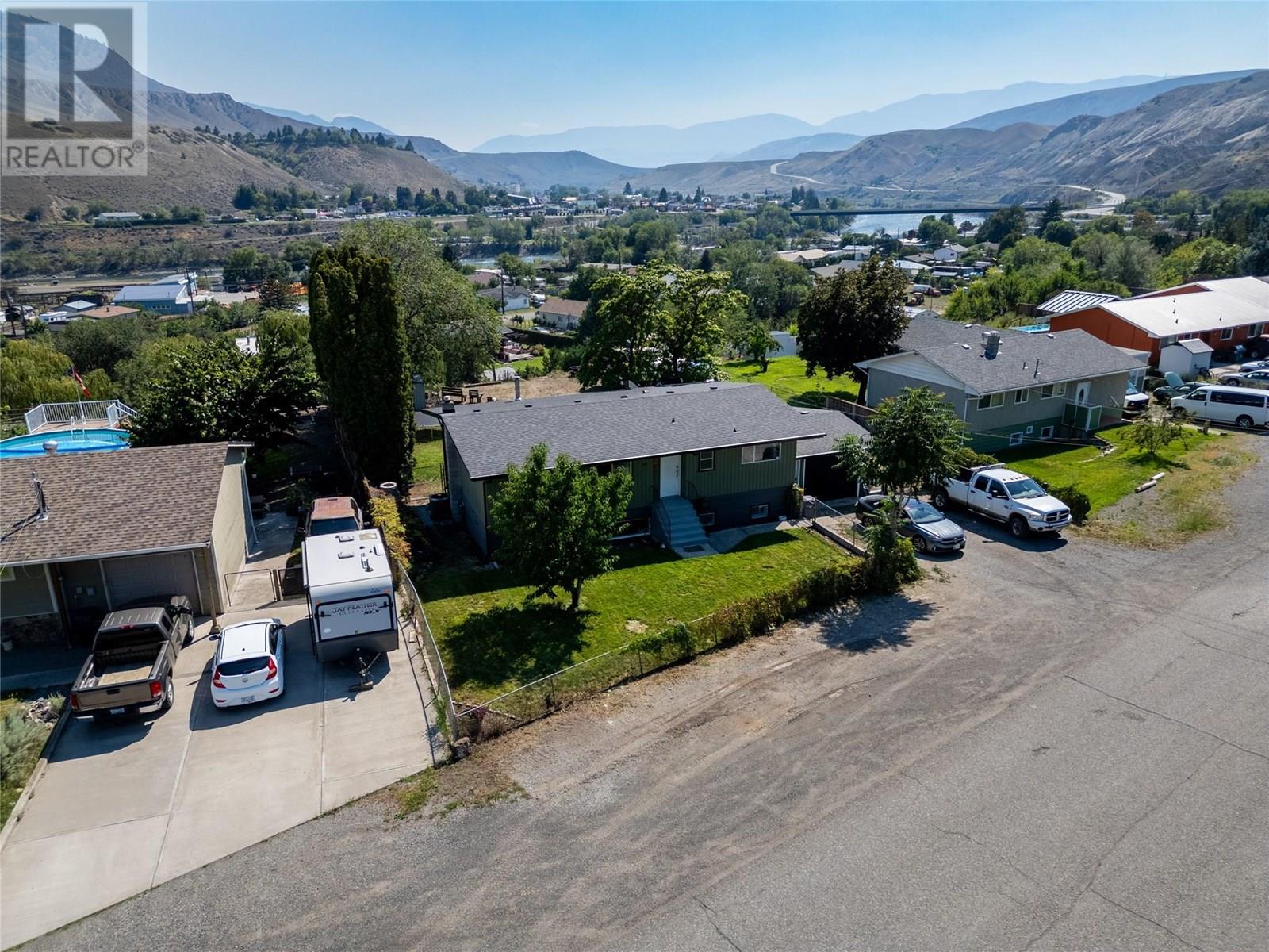 Photo 9 of 207 Ash Street, Ashcroft BC