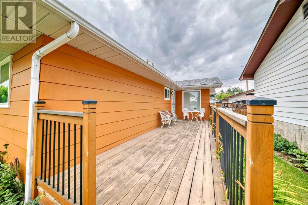 Single Family House Bungalow for Sale in  Doverview Crescent SE Dover Calgary 