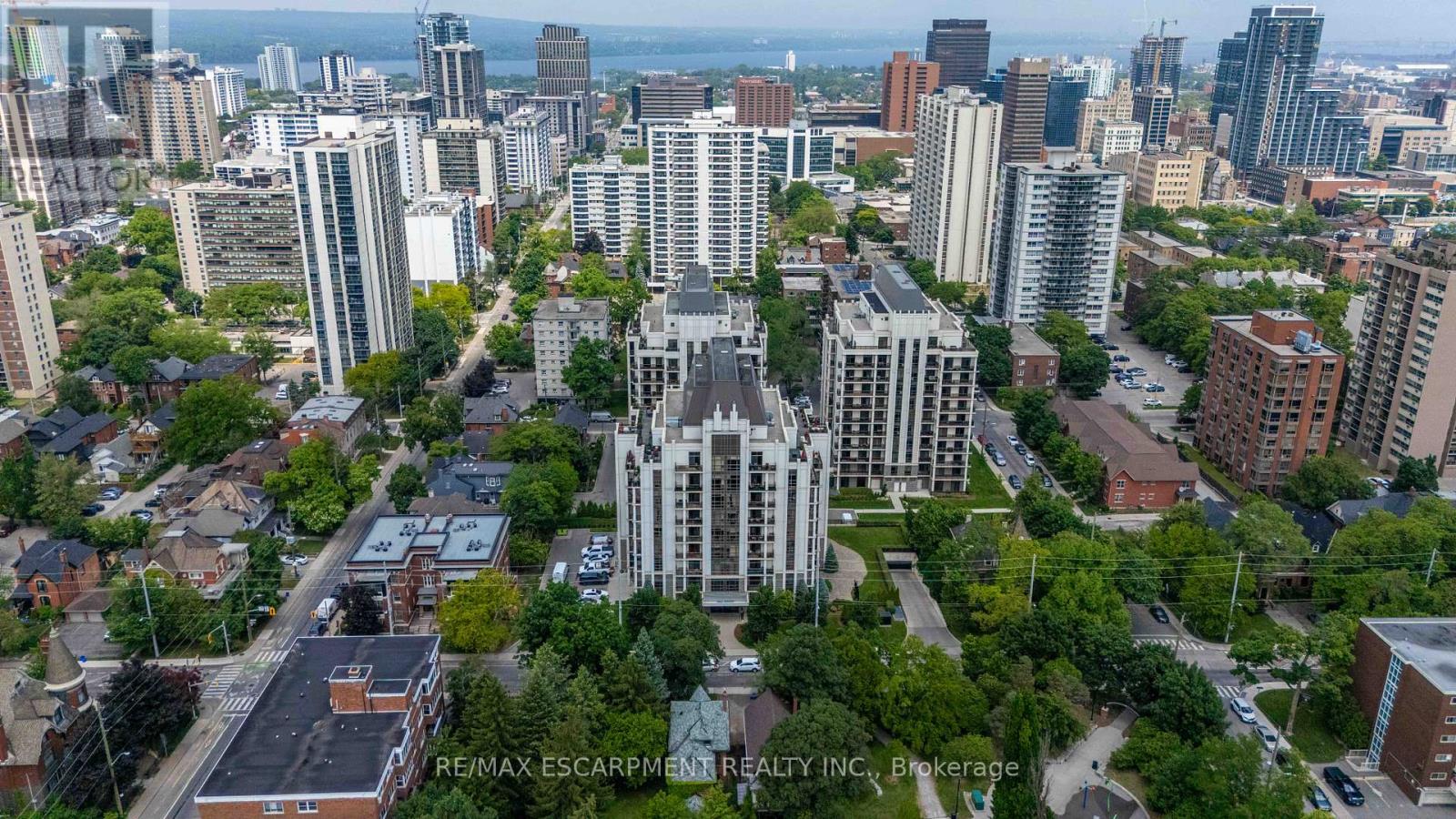 Photo 20 of 409 90 Charlton Avenue W, Hamilton ON