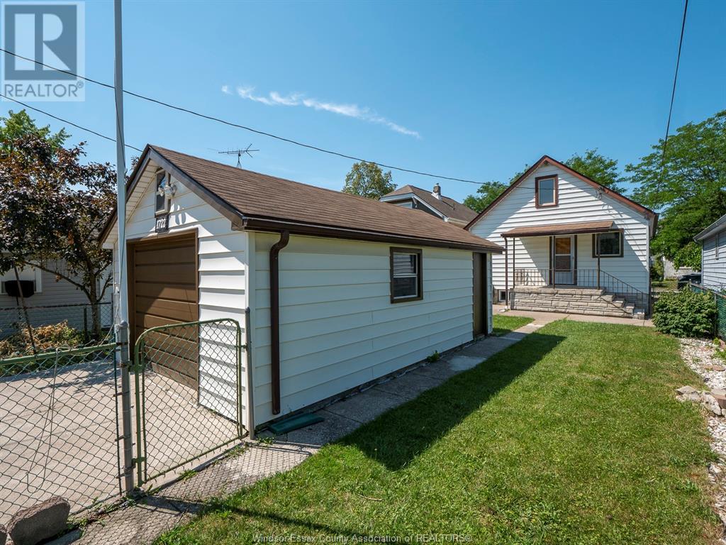 Photo 28 of 1722 Albert Road, Windsor ON