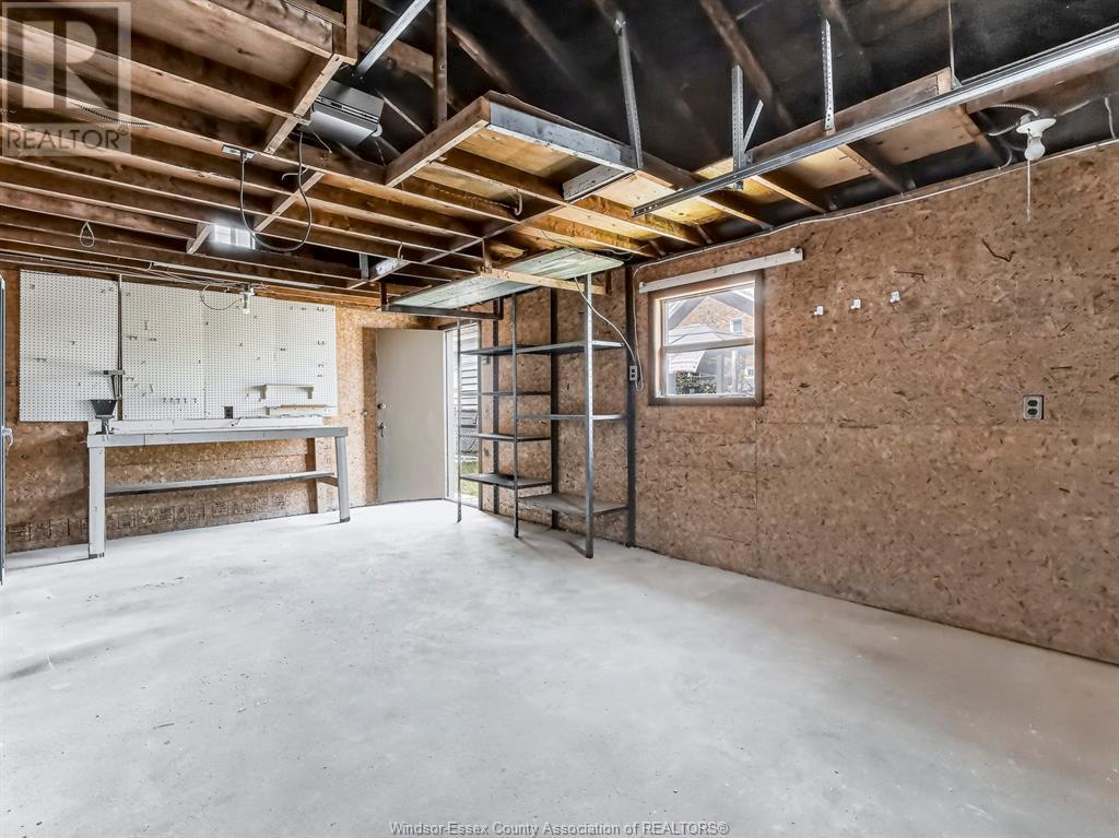 Photo 29 of 1722 Albert Road, Windsor ON