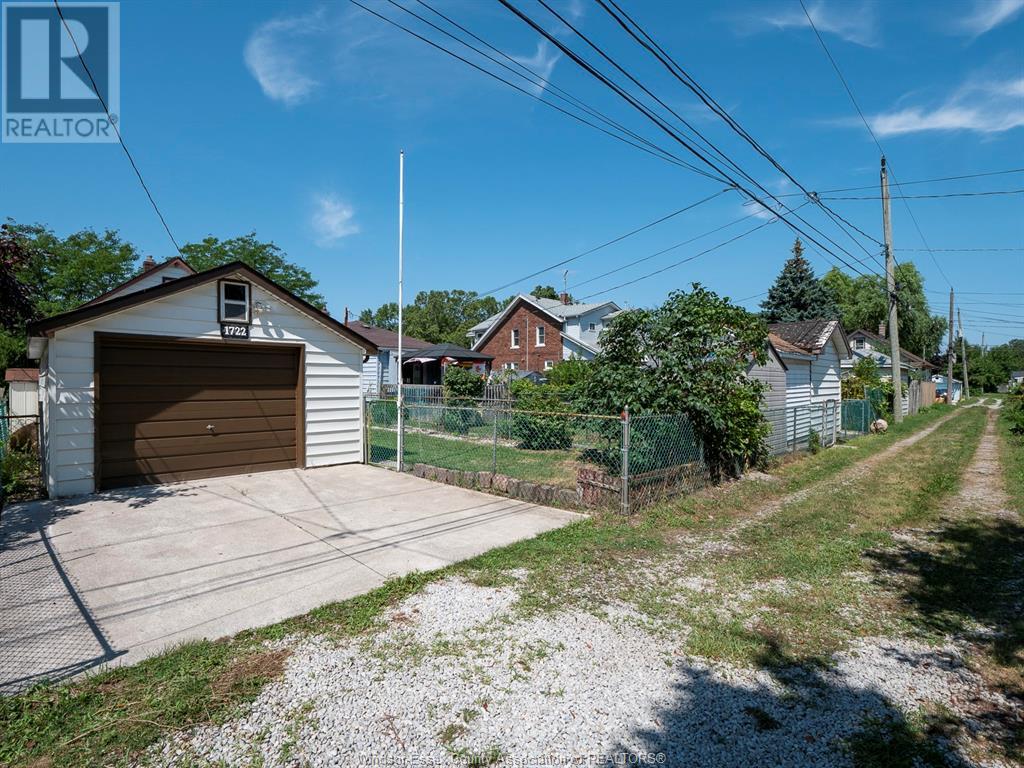 Photo 32 of 1722 Albert Road, Windsor ON