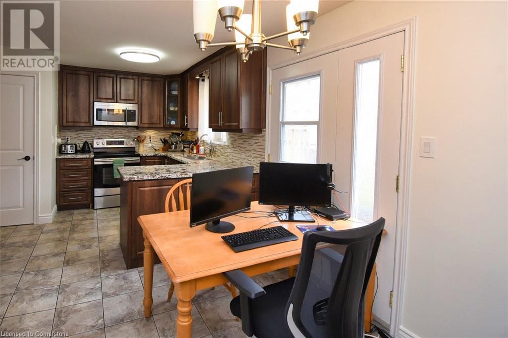 Photo 12 of 2682 Sherhill Drive, Mississauga ON