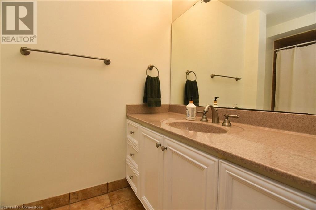 Photo 31 of 2682 Sherhill Drive, Mississauga ON