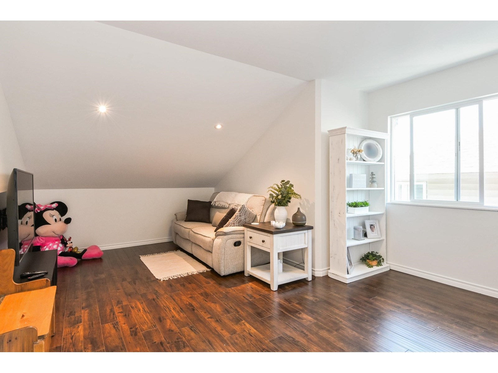Photo 35 of 21671 89 A Avenue, Langley BC