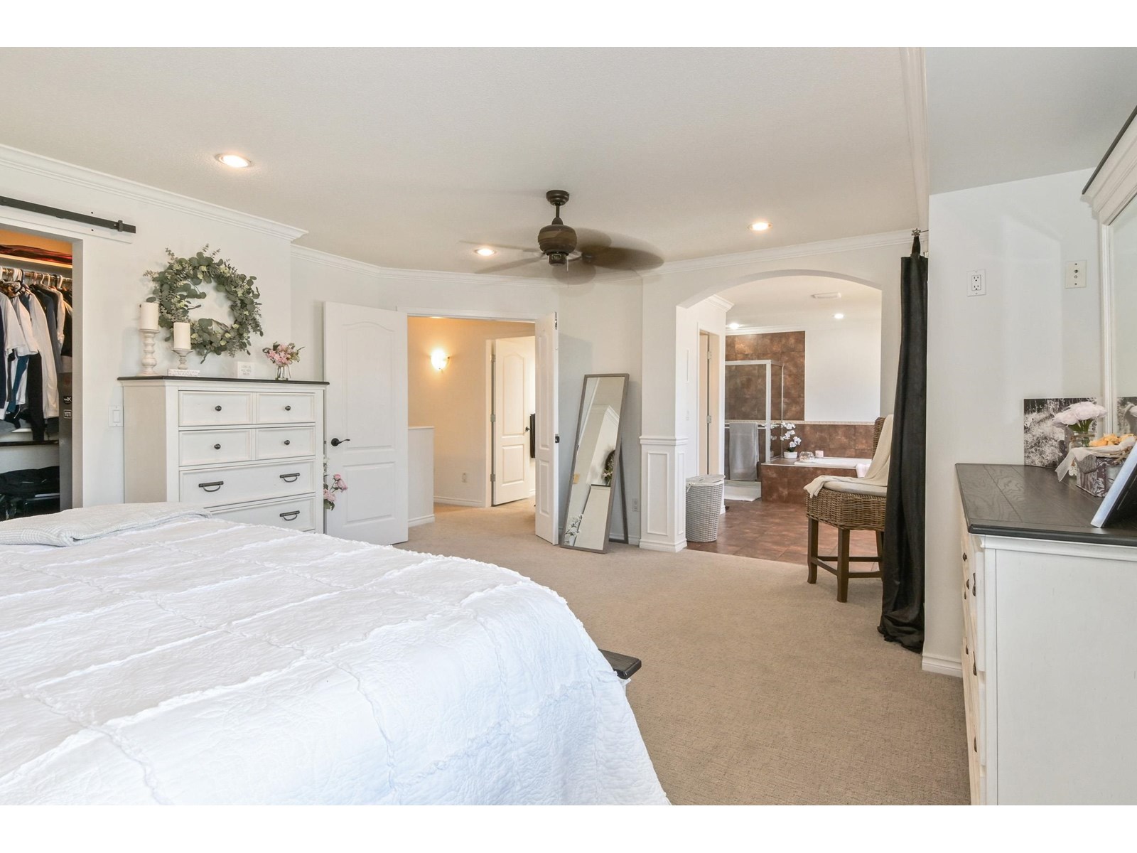 Photo 33 of 21671 89 A Avenue, Langley BC