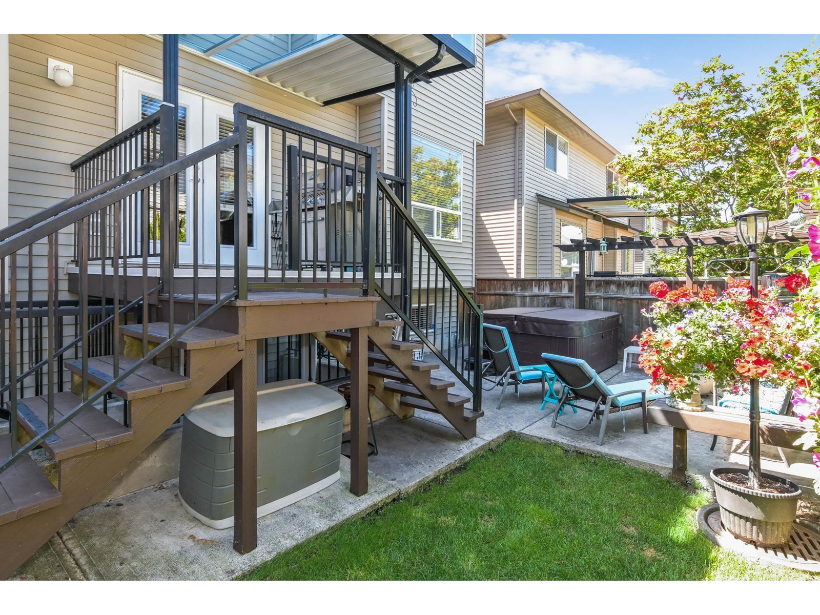 Photo 25 of 21671 89 A Avenue, Langley BC