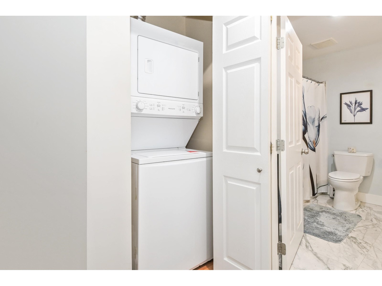 Photo 27 of 21671 89 A Avenue, Langley BC