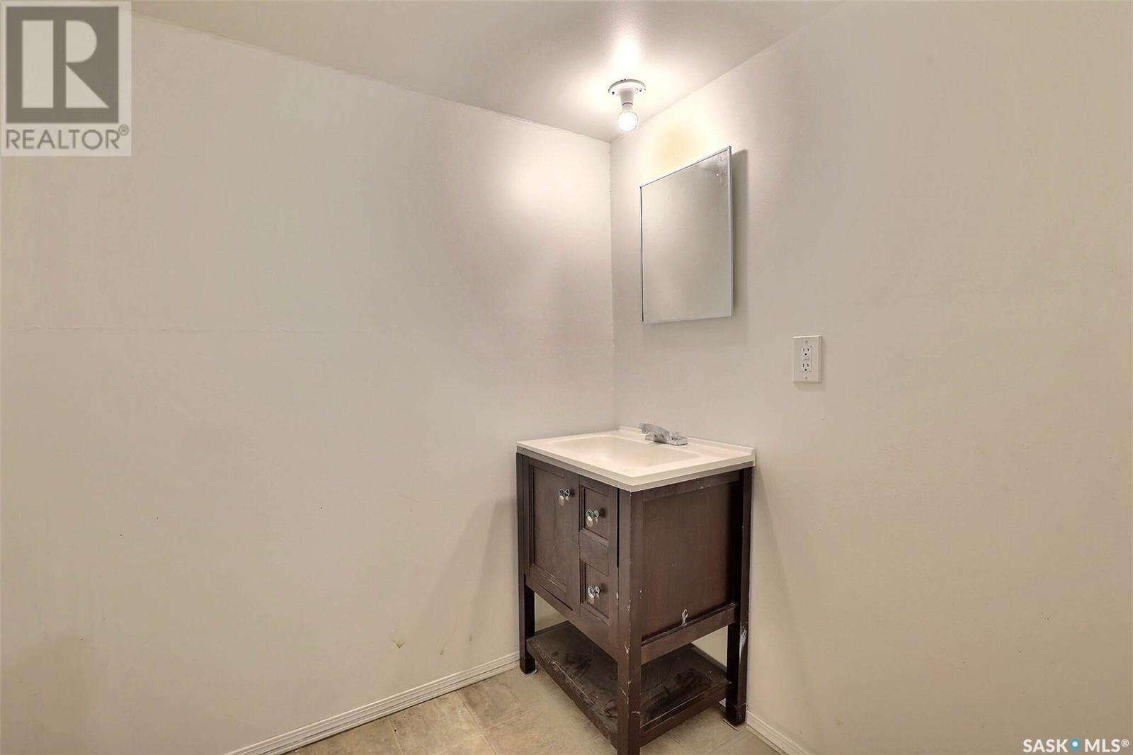 Photo 42 of 2263 Osler Street, Regina SK