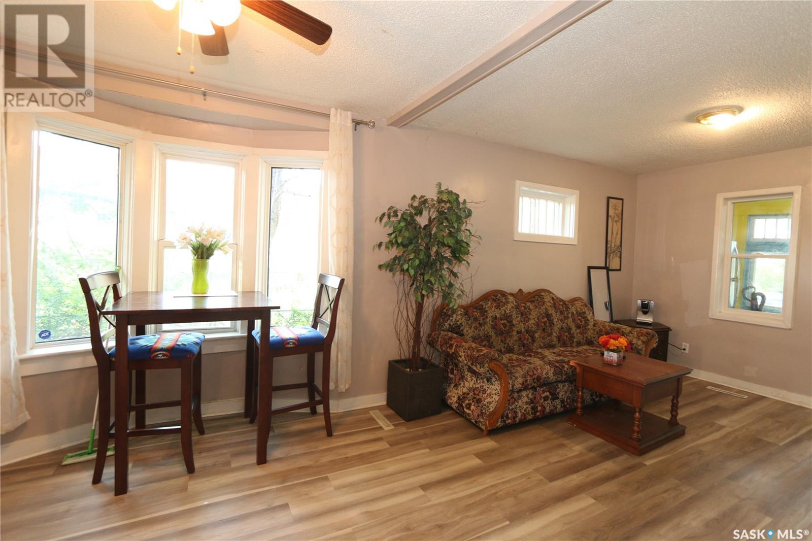 Photo 5 of 1360 Athol Street, Regina SK