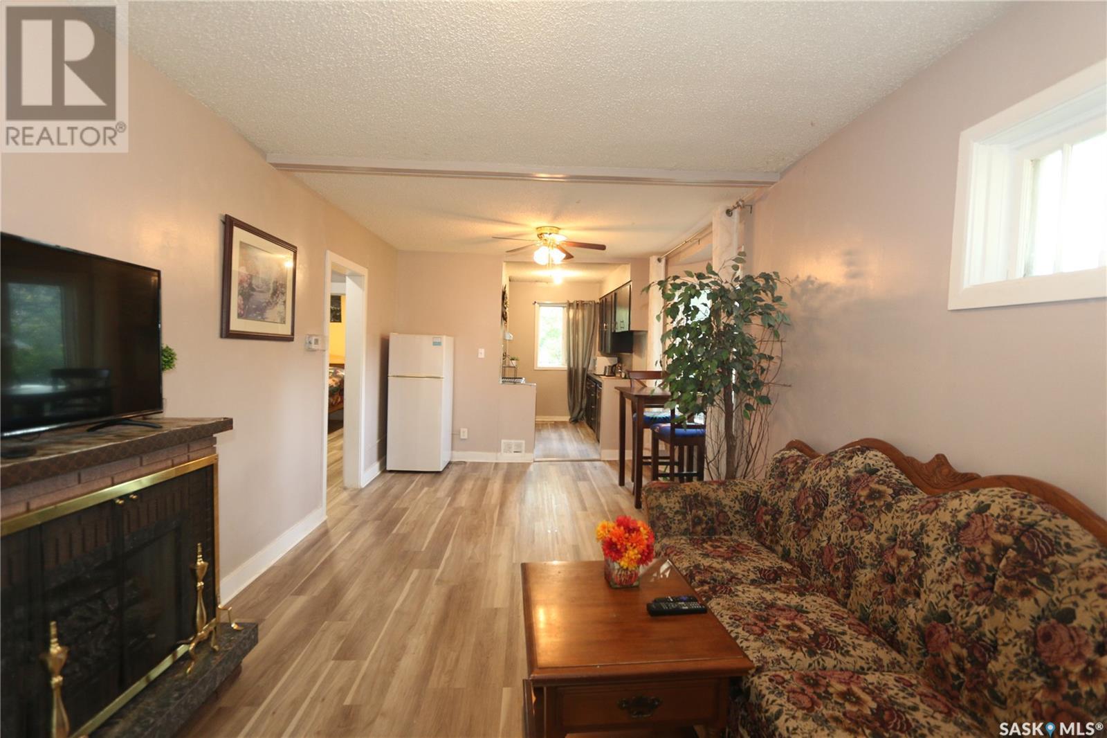 Photo 8 of 1360 Athol Street, Regina SK