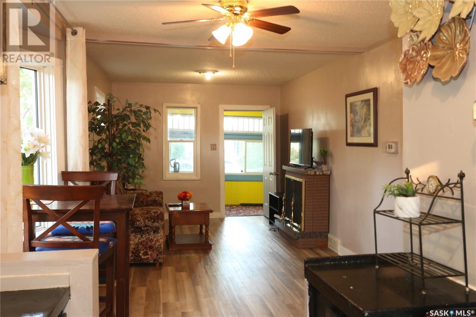 Photo 9 of 1360 Athol Street, Regina SK