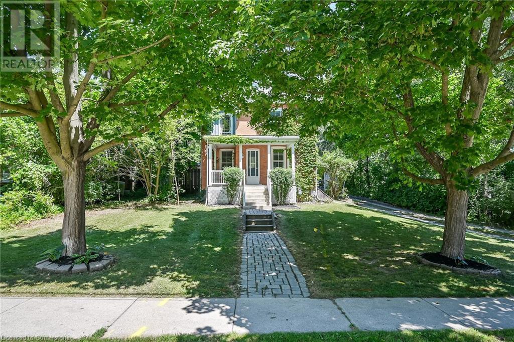 Photo 5 of 94 Sutherland Street W, Caledonia ON