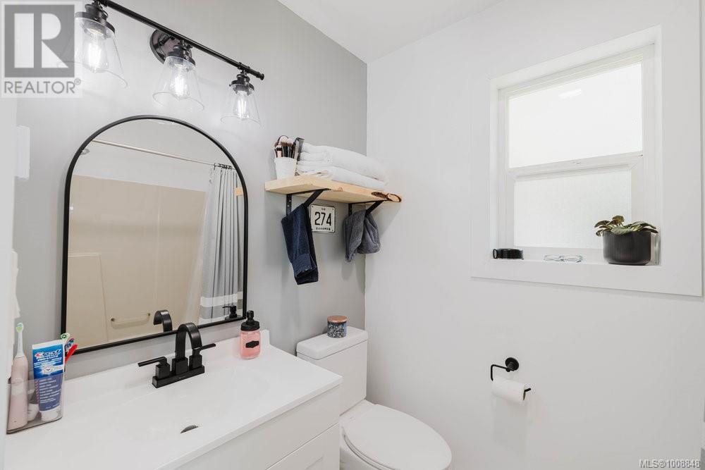 Photo 17 of 6974 Larkspur Rd, Sooke BC