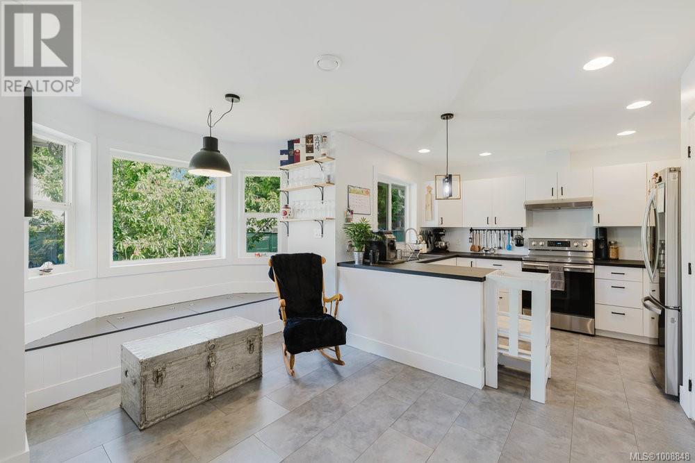 Photo 8 of 6974 Larkspur Rd, Sooke BC