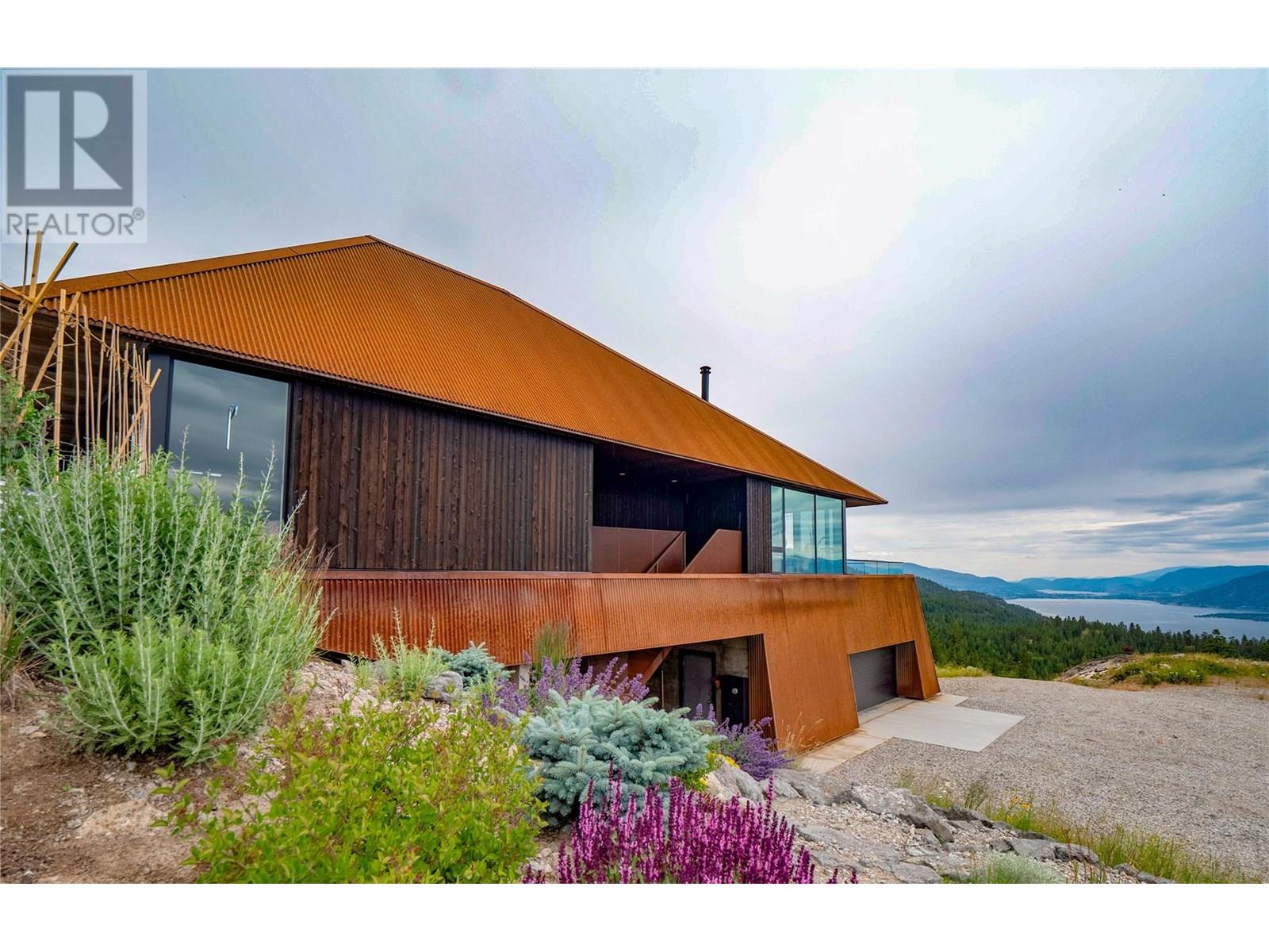 7080 Glenfir Road, Naramata