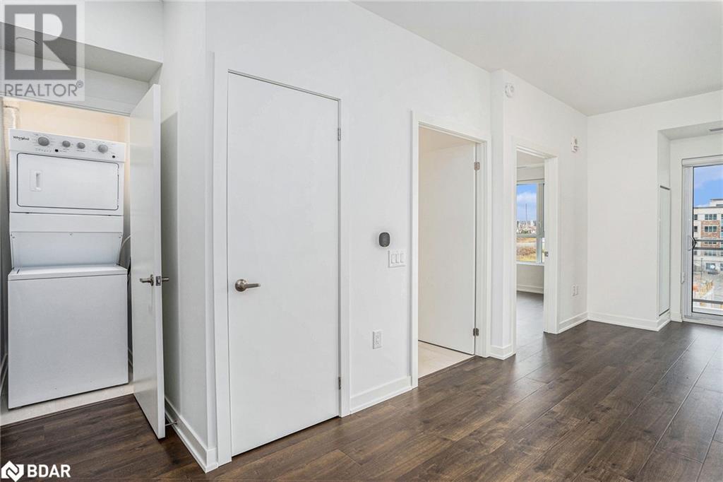 Photo 3 of 56 Lakeside Terrace Unit 302, Barrie ON