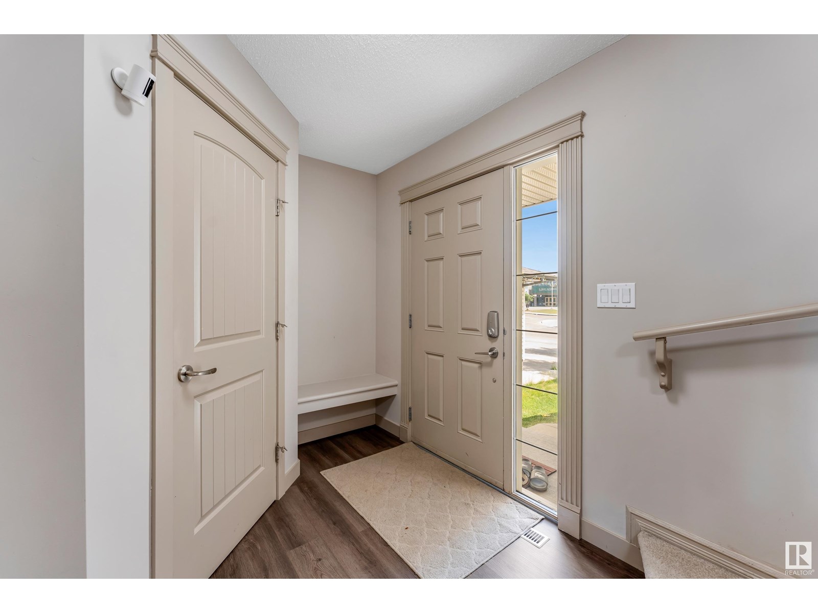 Photo 7 of 463 Tamarack Green Nw Nw, Edmonton AB