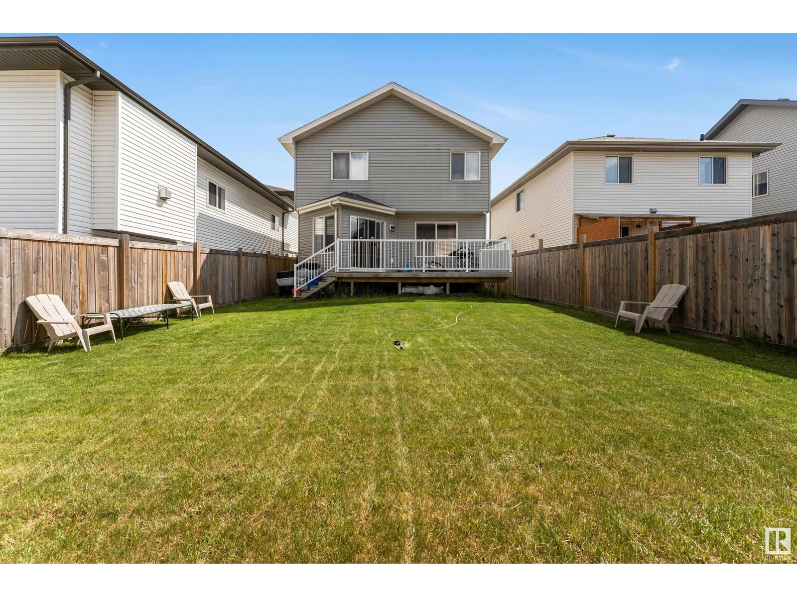 Photo 2 of 463 Tamarack Green Nw Nw, Edmonton AB